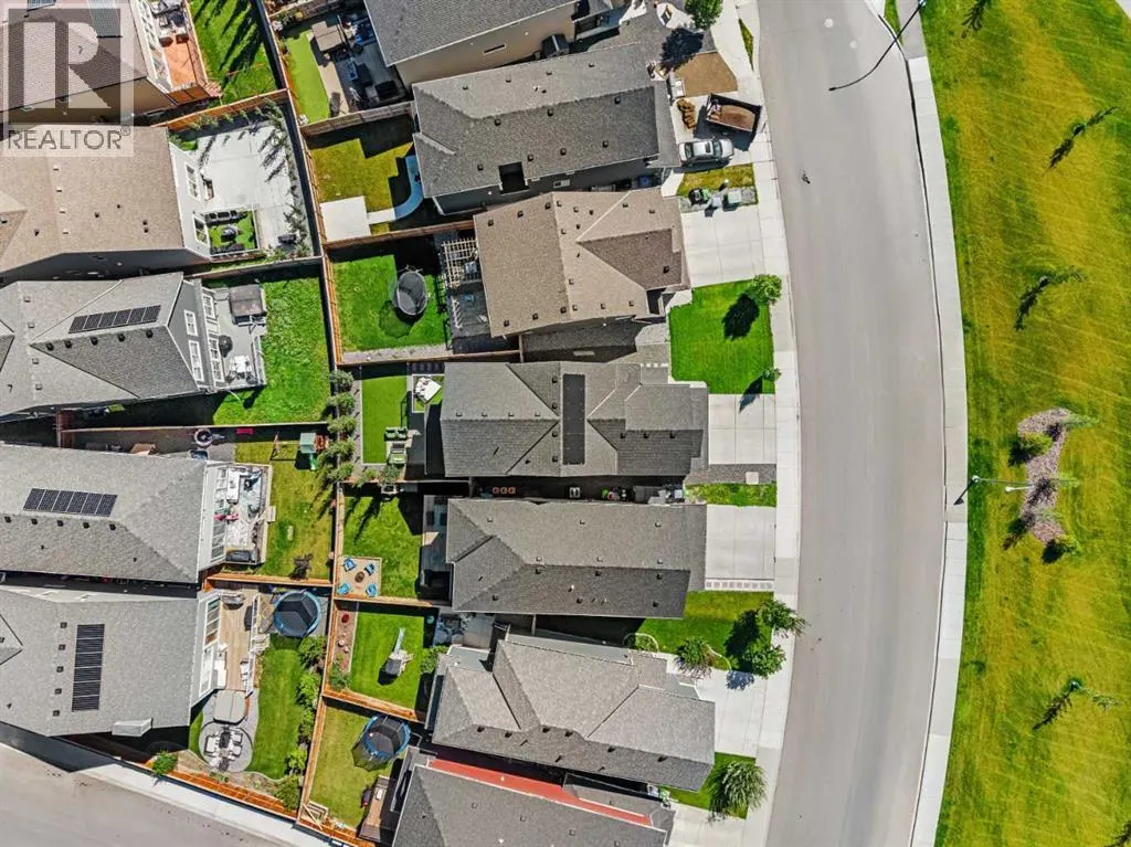 52 Magnolia Heights SE