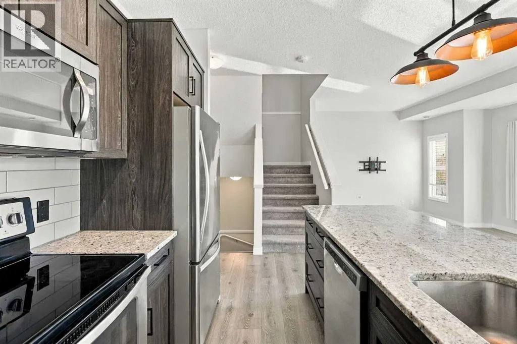 412, 250 Fireside View