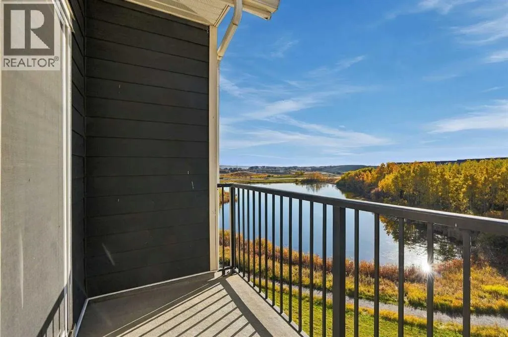 412, 250 Fireside View