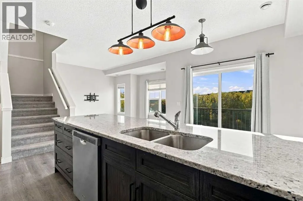 412, 250 Fireside View