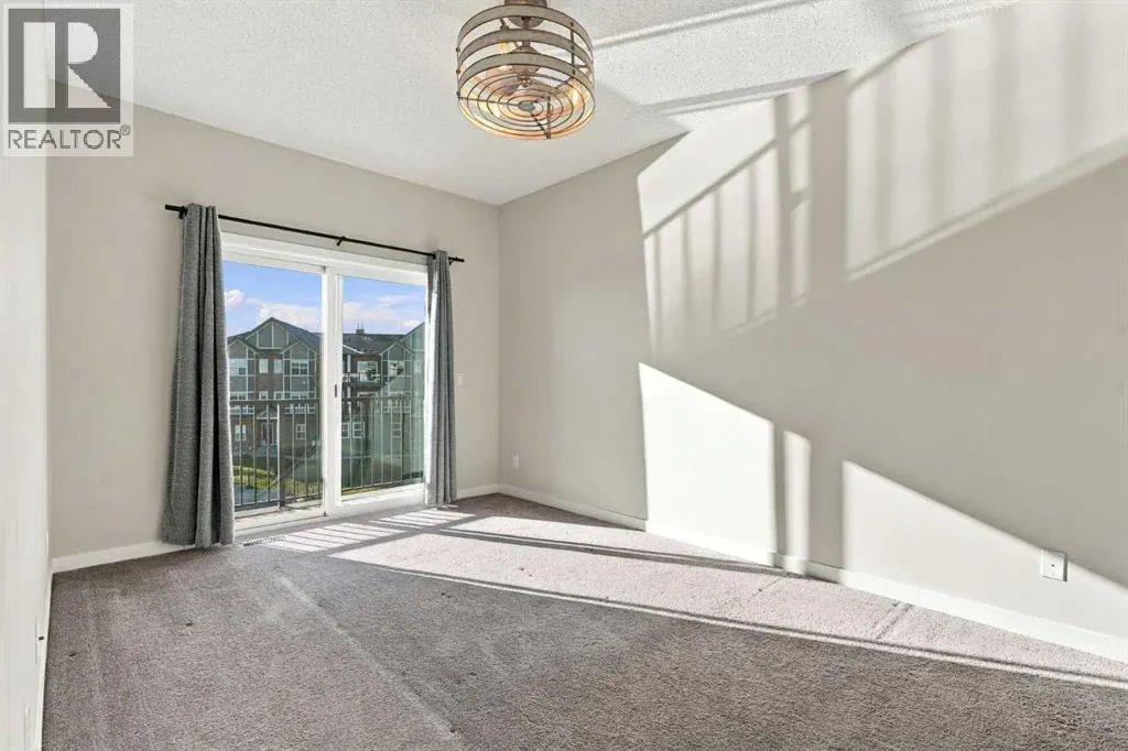 412, 250 Fireside View