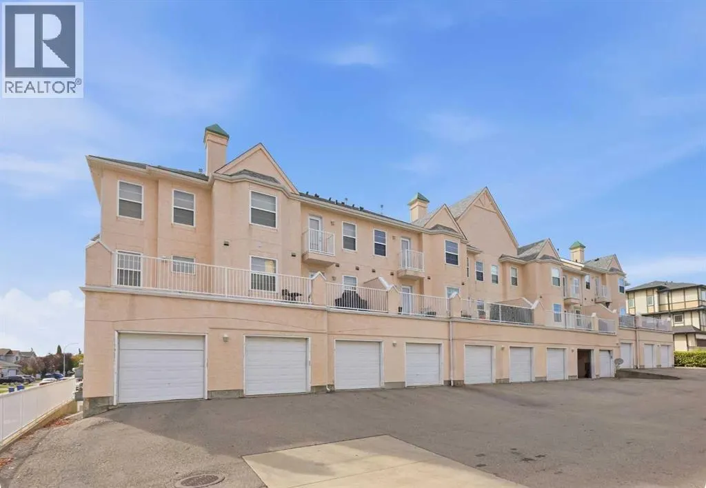 220, 50 Westland Road