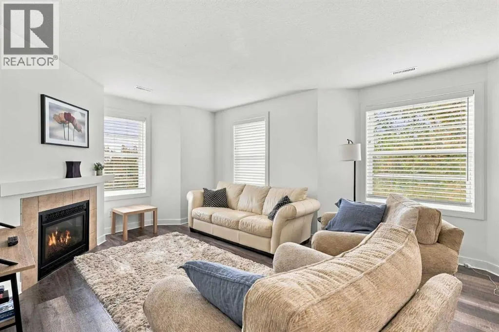 220, 50 Westland Road