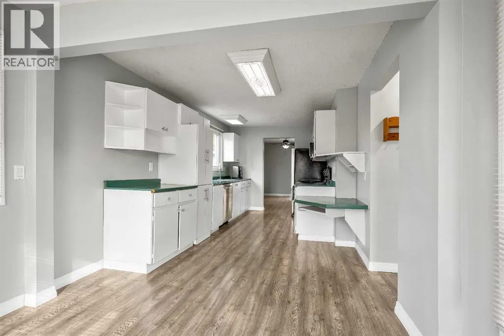 44 Abingdon Court NE