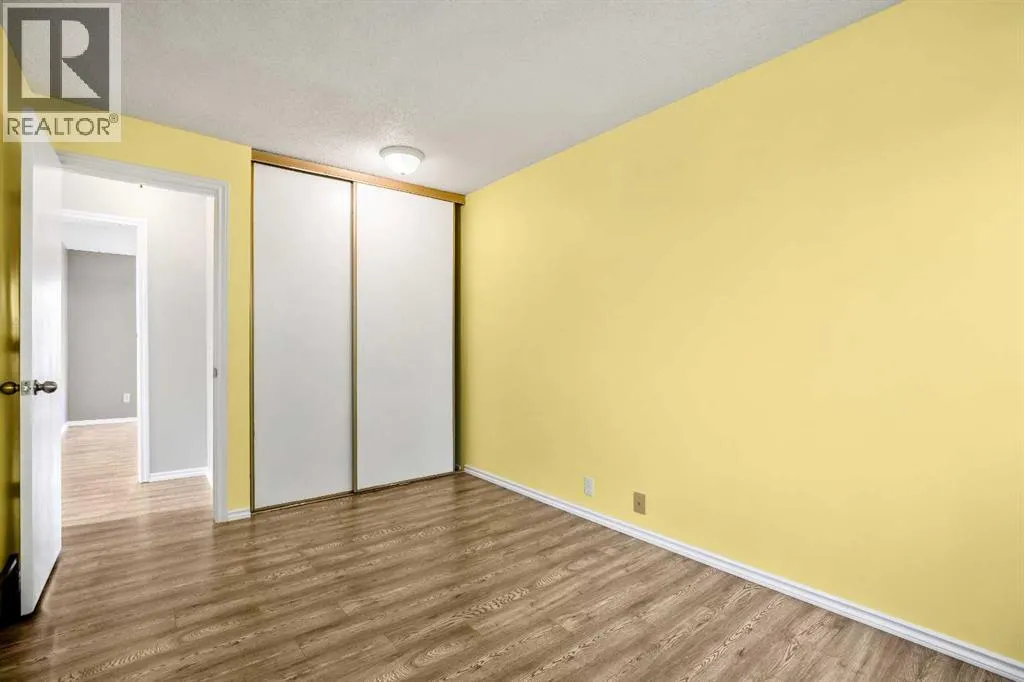 44 Abingdon Court NE