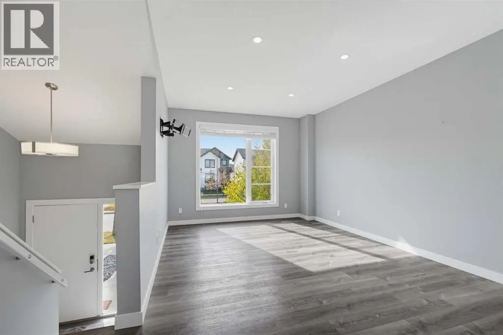 60 Evergreen Way