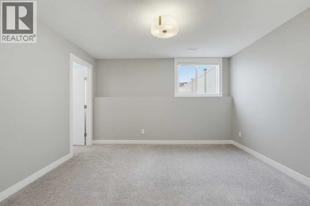 60 Evergreen Way