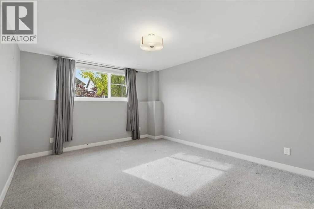 60 Evergreen Way