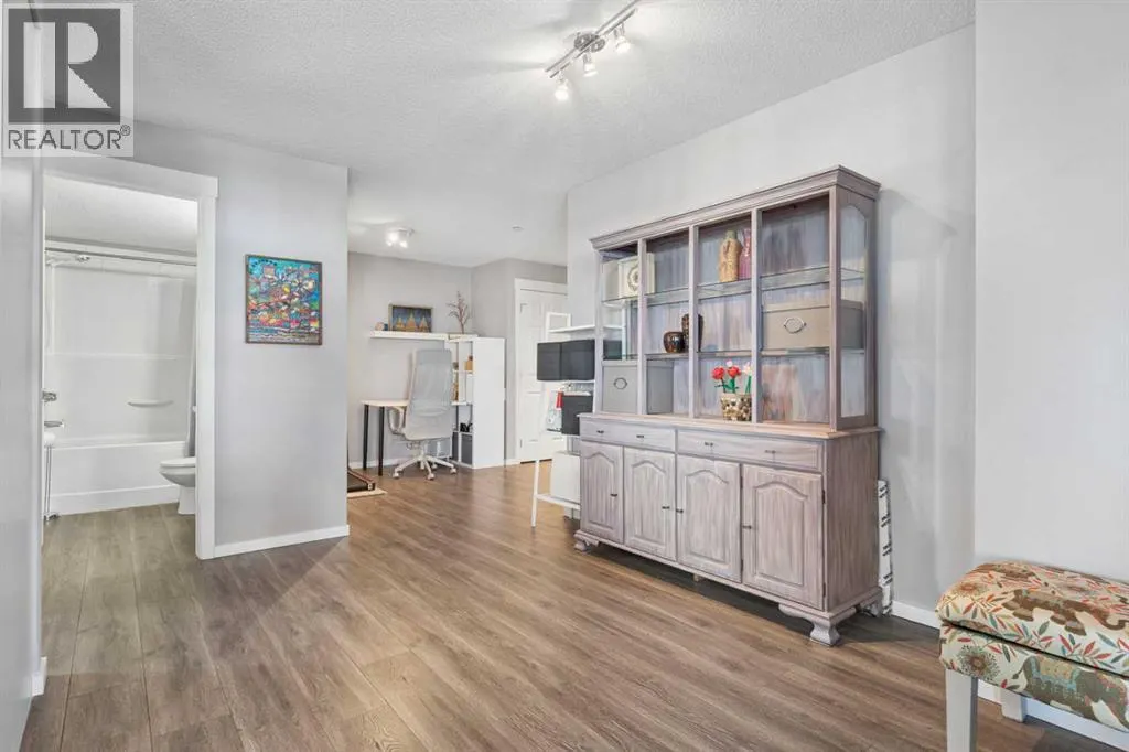 4201, 279 Copperpond Common SE