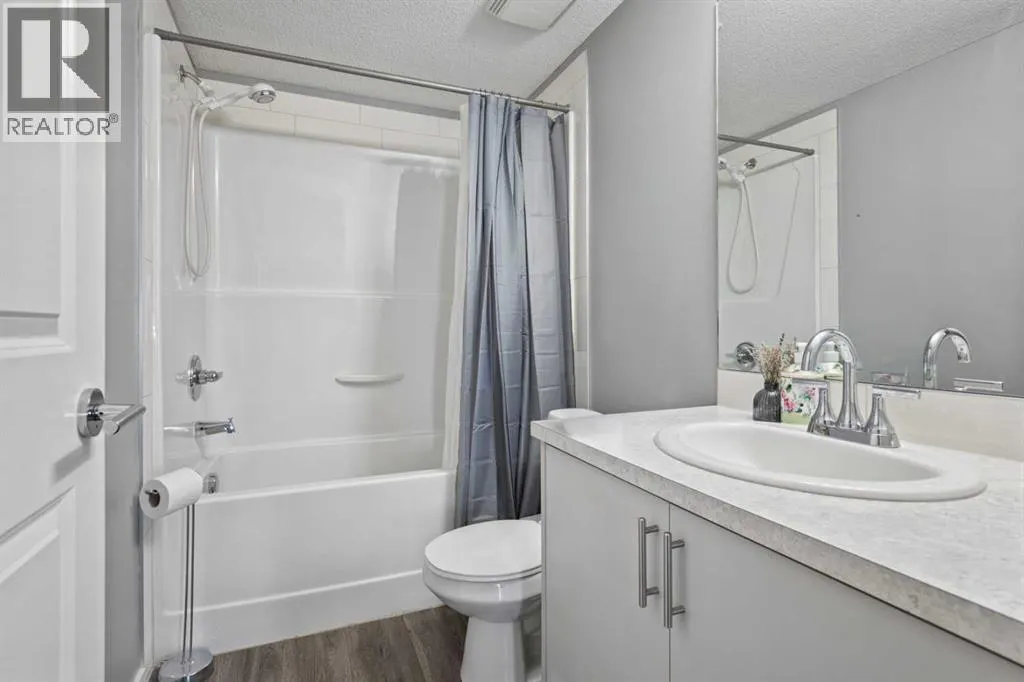 4201, 279 Copperpond Common SE