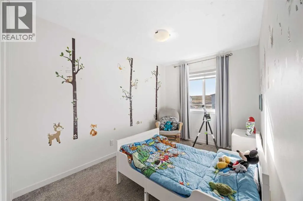 251 Chinook Gate Boulevard SW