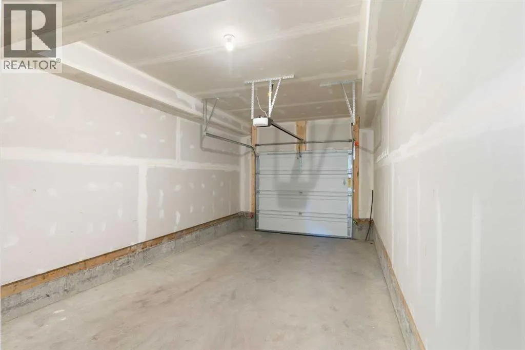 803, 24 Rivercrest Drive