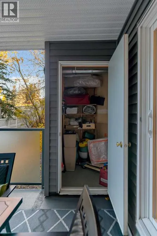 215, 10 Sierra Morena Mews SW