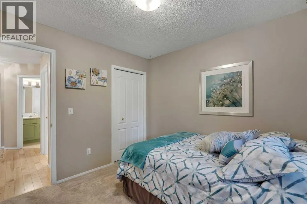 215, 10 Sierra Morena Mews SW