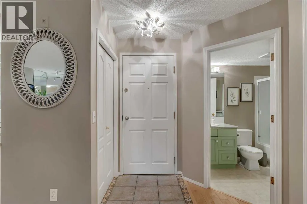 215, 10 Sierra Morena Mews SW