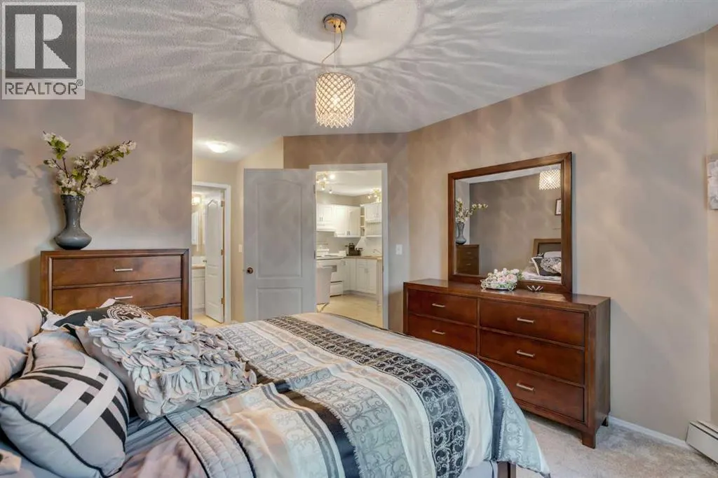 215, 10 Sierra Morena Mews SW