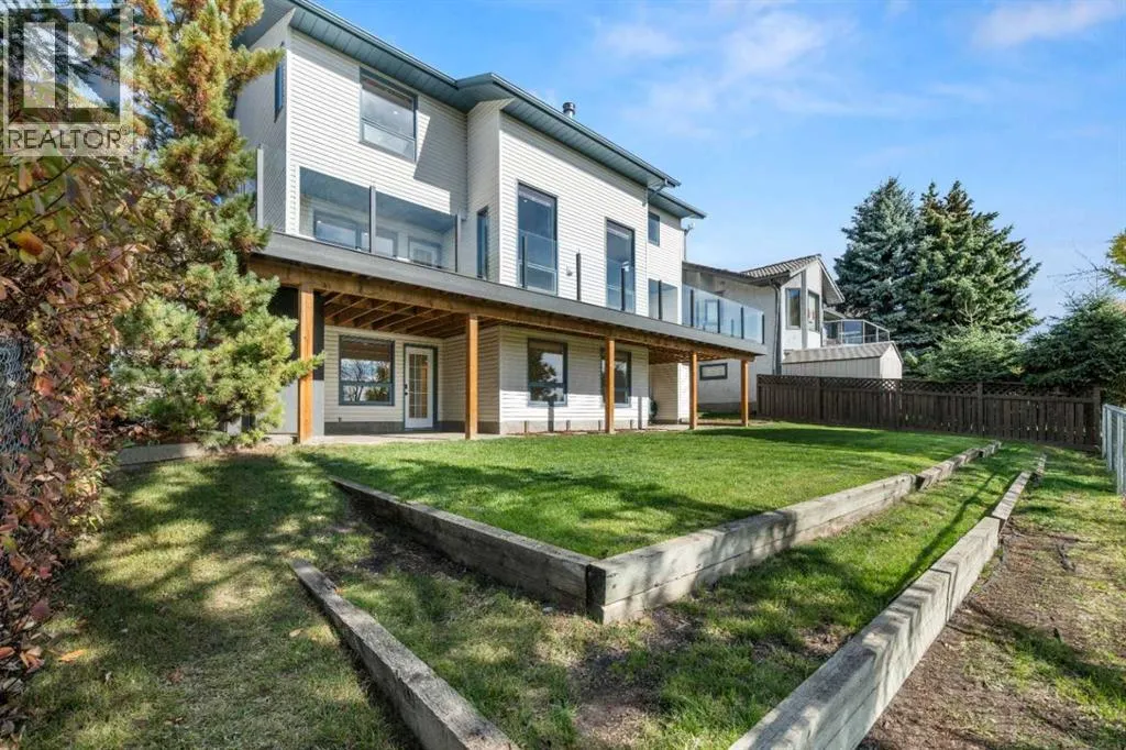 52 West Mitford Crescent