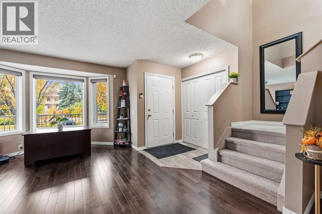 10 Martin Crossing Court NE