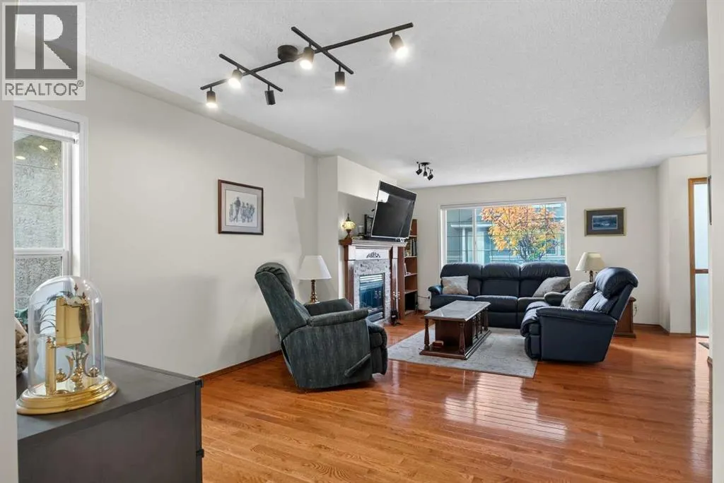 302 Mt Mckenzie Gardens SE