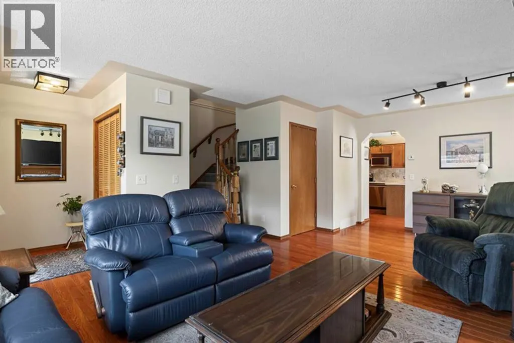 302 Mt Mckenzie Gardens SE