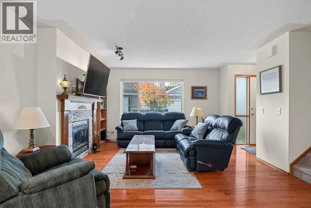 302 Mt Mckenzie Gardens SE