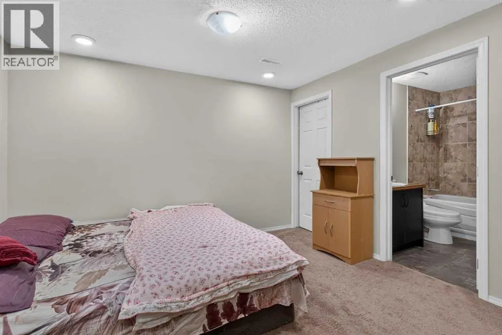 52 Citadel Forest Close NW
