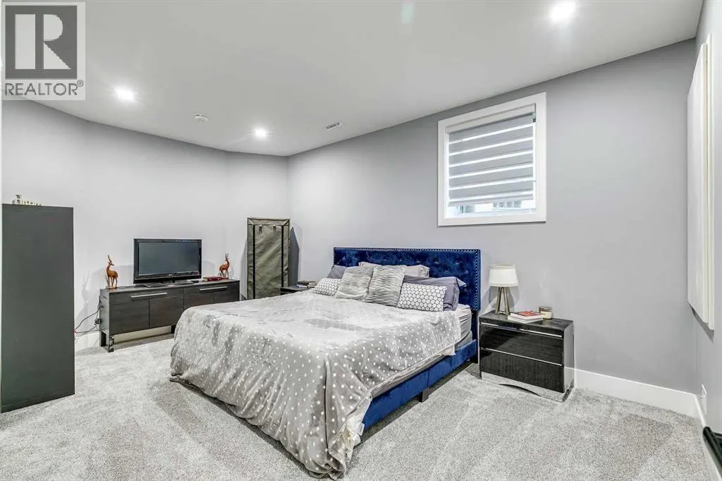 63 Prominence Point SW