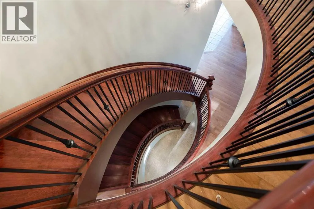 135 Coopers Hill SW
