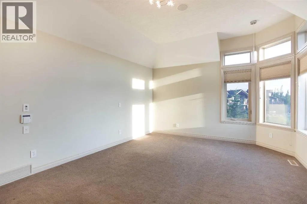135 Coopers Hill SW