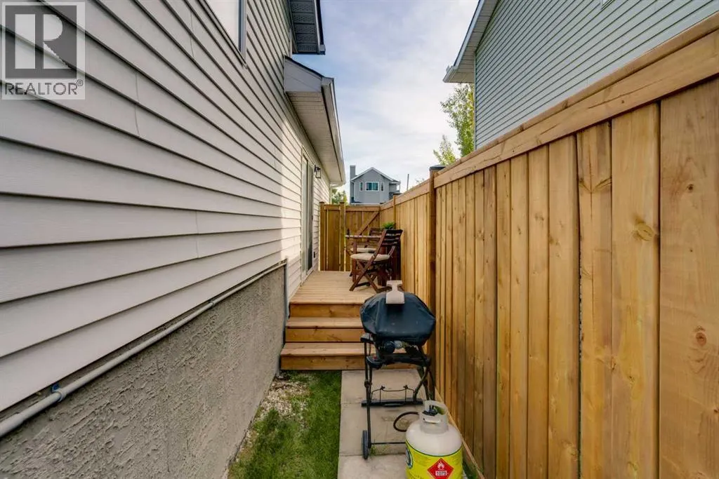15 Rivercrest Way SE
