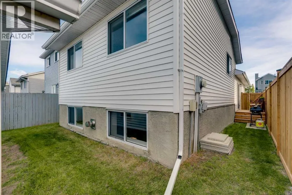 15 Rivercrest Way SE