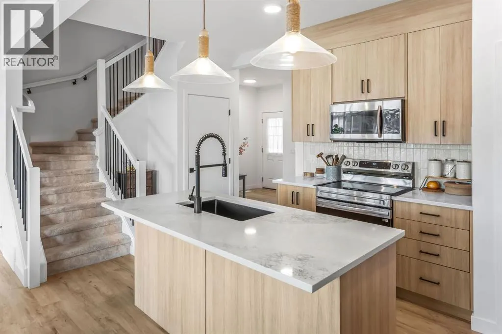 288 Sora Terrace SE
