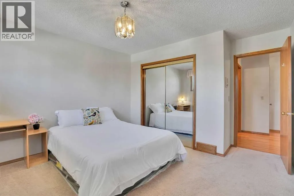 88 Edelweiss Drive NW