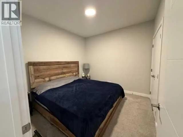 2202, 100 Banister Drive