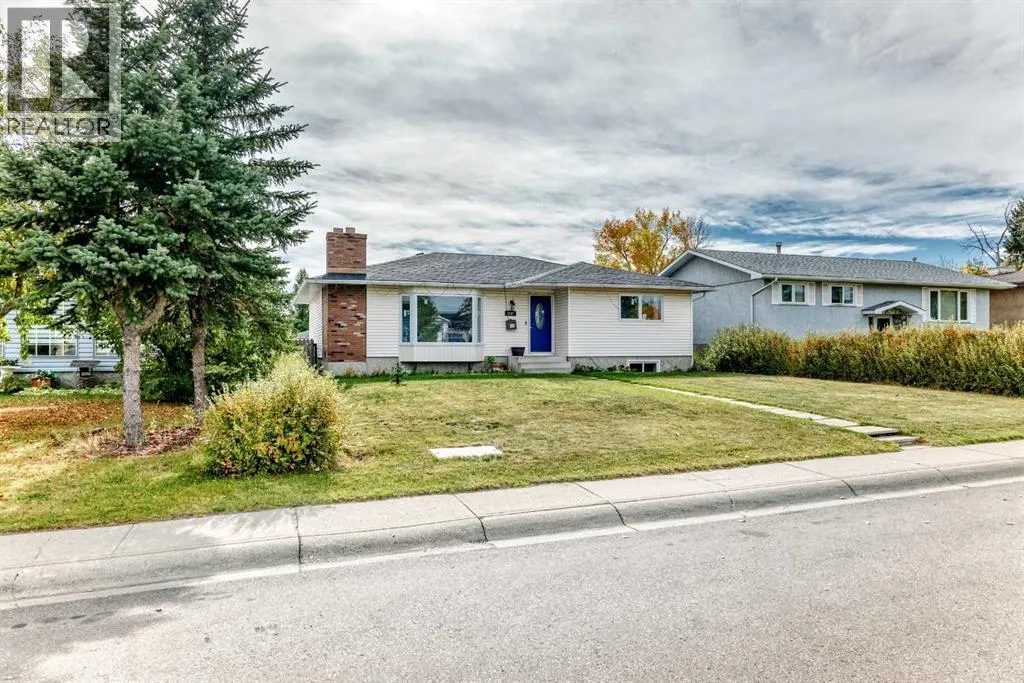 5447 RUNDLEVIEW Road NE