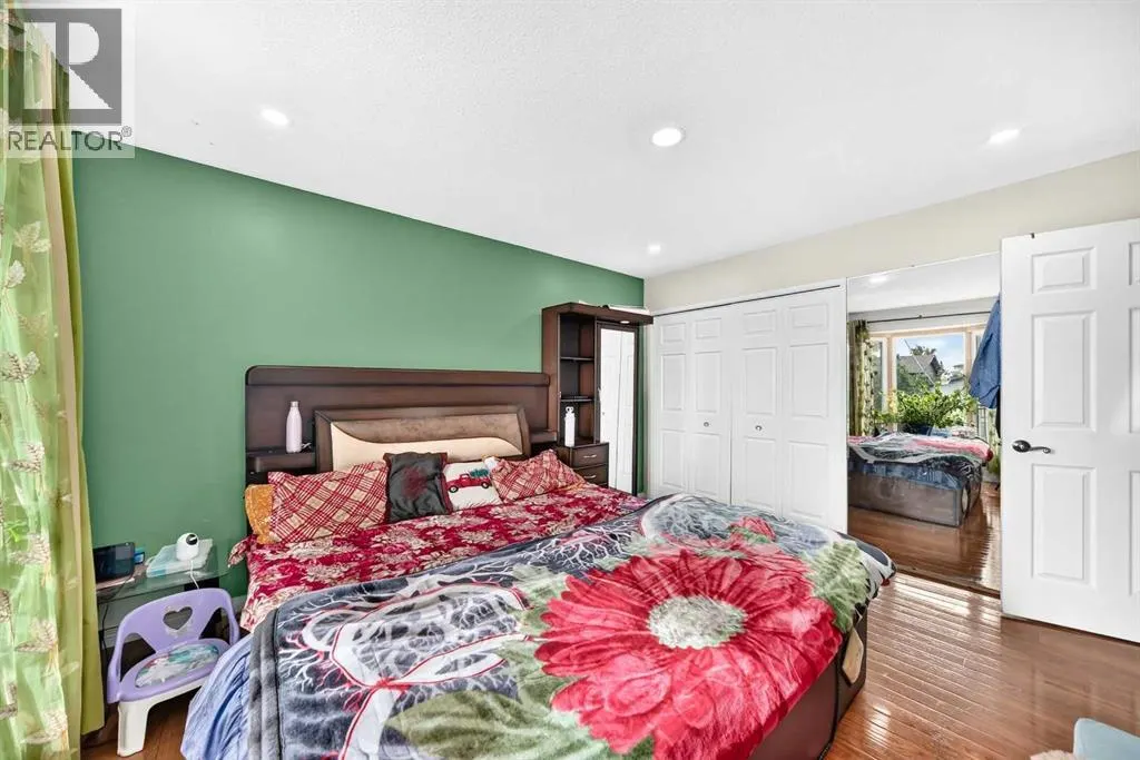5447 RUNDLEVIEW Road NE