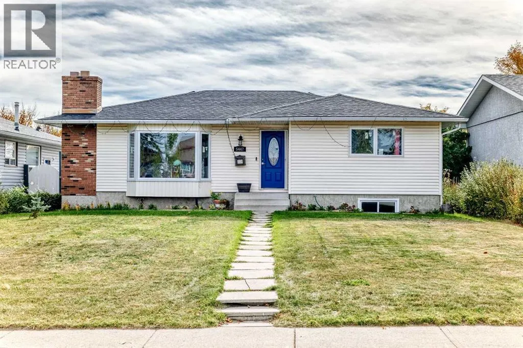 5447 RUNDLEVIEW Road NE