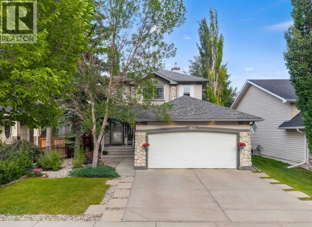 163 West Lakeview Passage