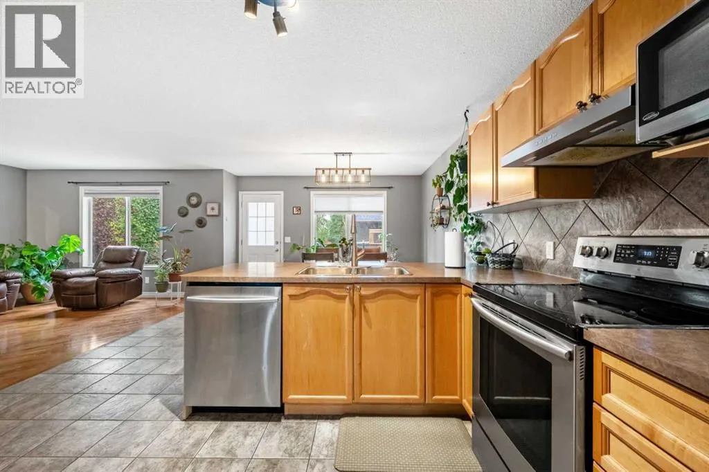 163 West Lakeview Passage
