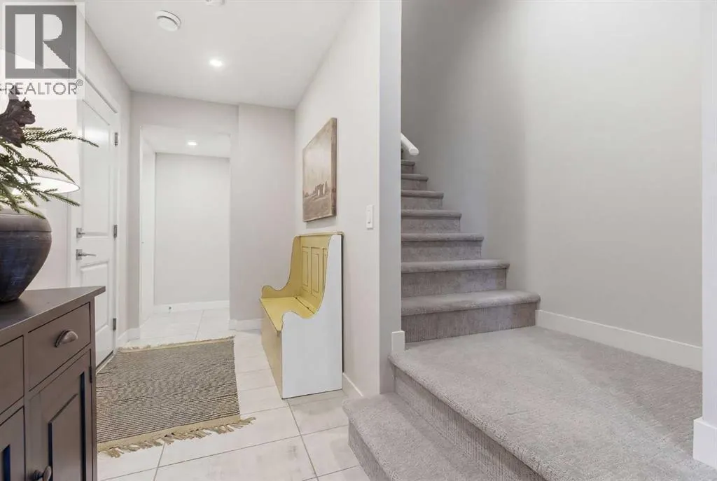 307 Crestridge Common SW