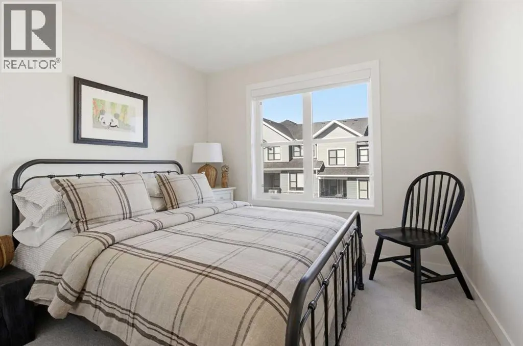 307 Crestridge Common SW
