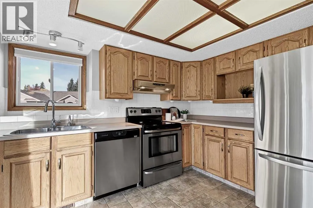 39 Woodside Close NW