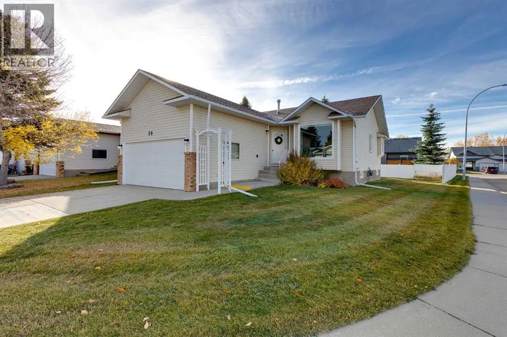39 Woodside Close NW