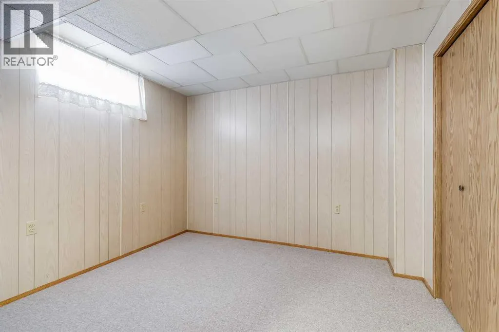 39 Woodside Close NW