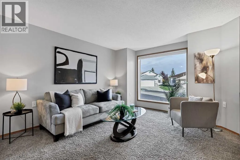 39 Woodside Close NW