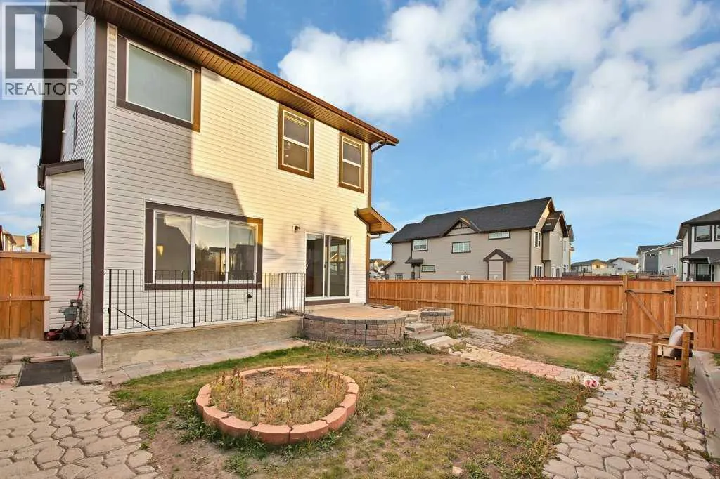 449 Skyview Ranch Way NE