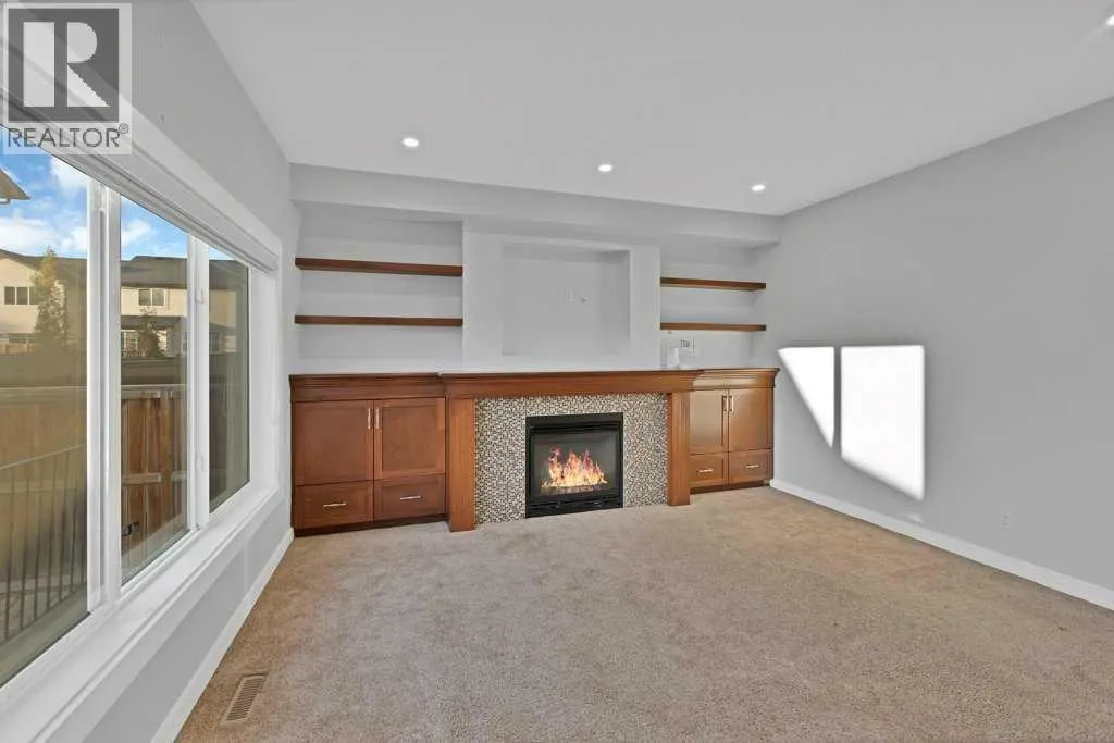 449 Skyview Ranch Way NE