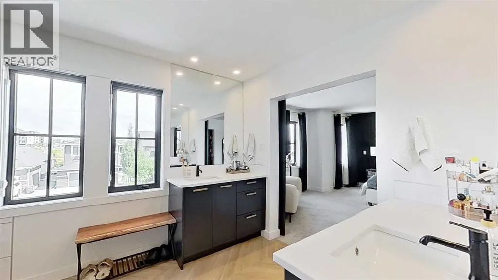 3 Highwood Drive
