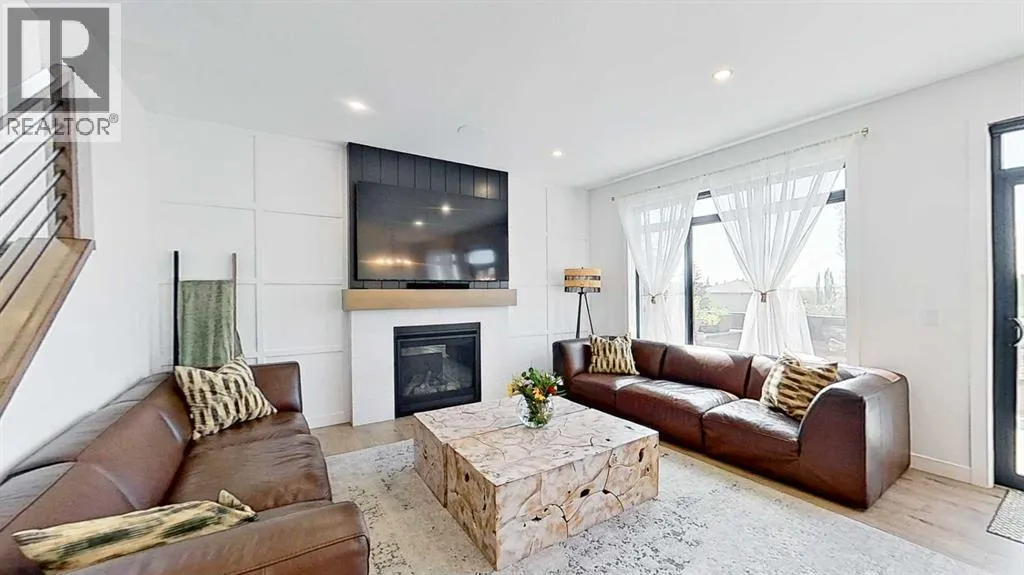 3 Highwood Drive