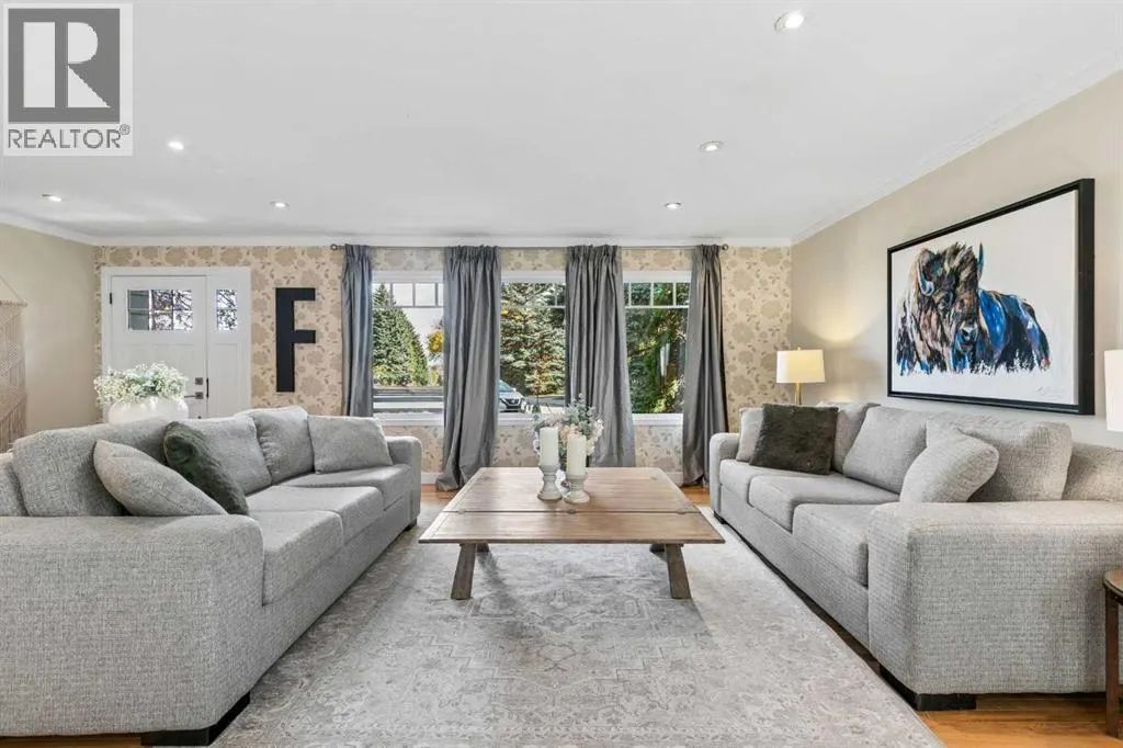 43 Lake Sundance Place SE